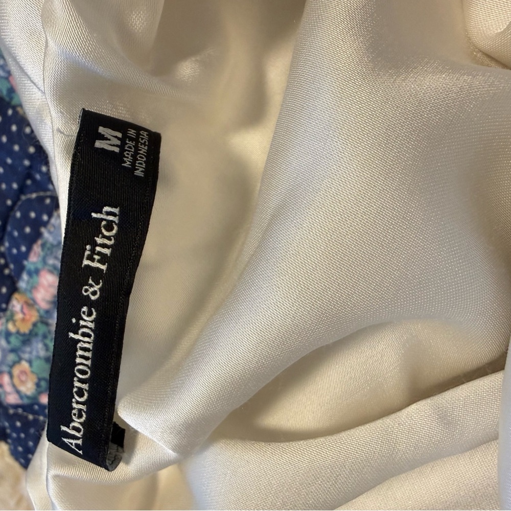 Abercrombie Plunge Women’s Cowl Back Maxi Dress White, Size M - Picture 3 of 4